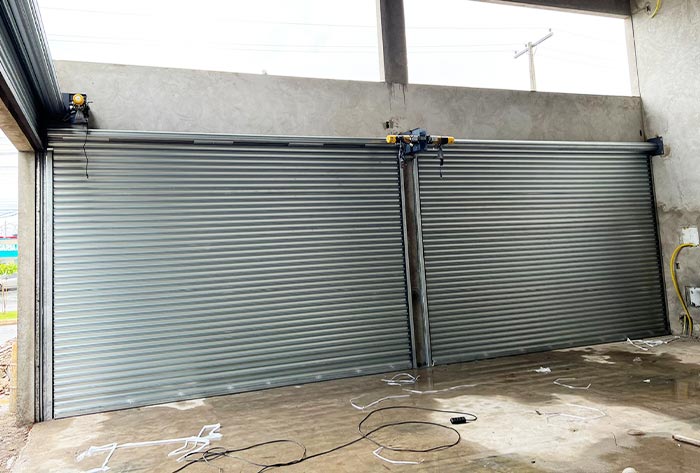 imagem portas automáticas e manuais