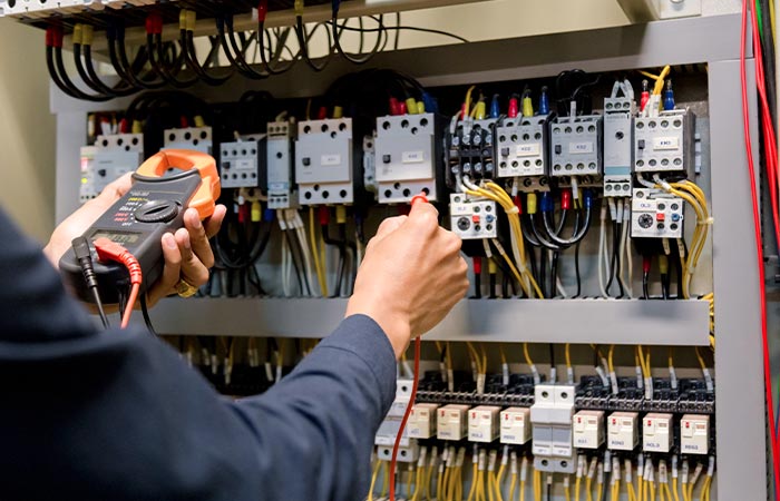 Manutenção e Reparos