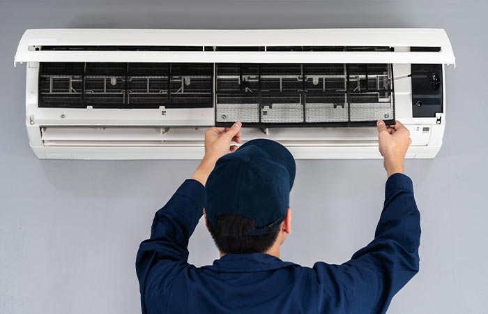 INSTALAÇÃO E MANUTEÇÃO