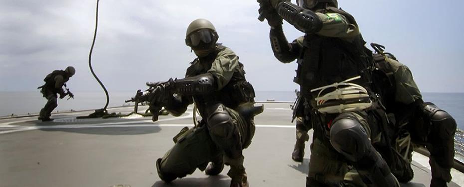 banner MILITAR